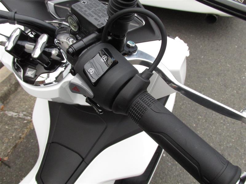 純正グリップヒーター取付 ホンダ Pcx By クッキー1997 みんカラ