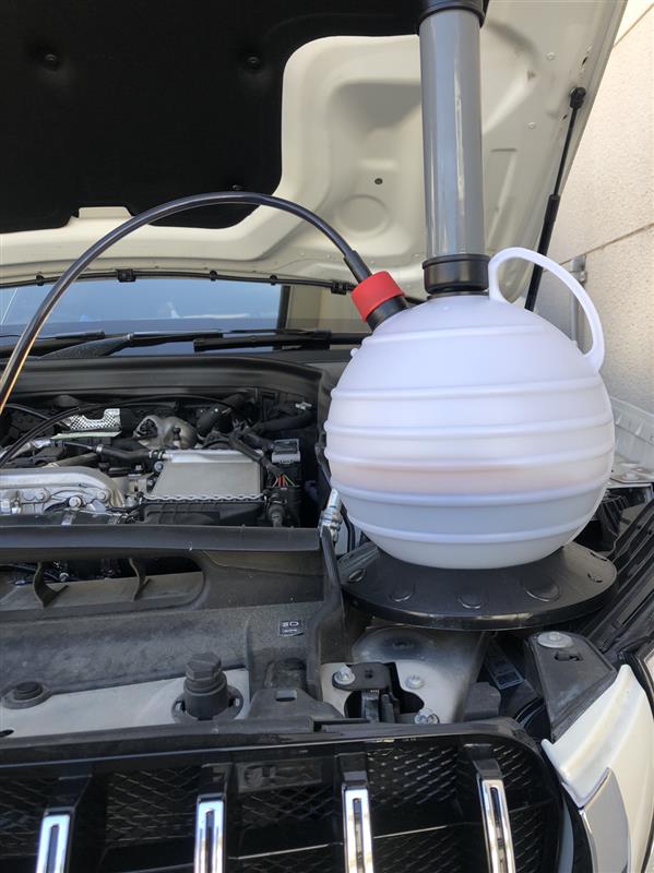 0円 素敵でユニークな LIQUIMOLY メルセデスベンツ GLC250 4マチック クーペ 253346用 エンジンオイル7L 1台分 オイルエレメント付 0円 素敵でユニークな LIQUIMOLY メルセデスベンツ GLC250 4マチック クーペ 253346用 エンジンオイル7L 1台分 オイルエレメント付