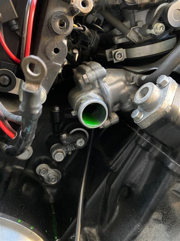サーモスタットって？ : wakaban's GSX1400 blog