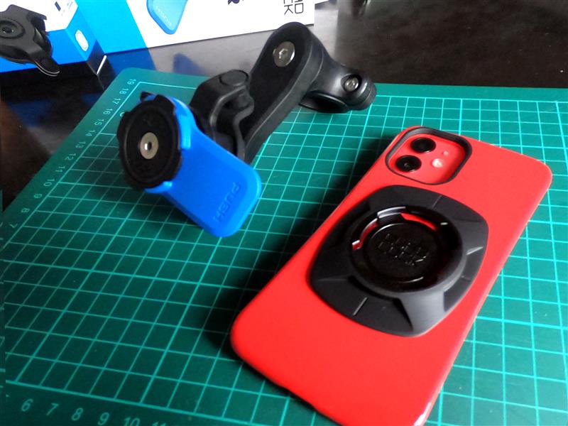 衝撃吸収ダンパー】QUADLOCK スマホホルダー（カワサキ Z125）by