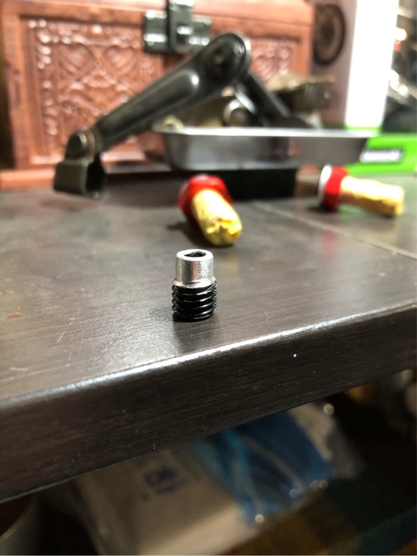 クラッチカバーオイルライン加工！！①（ホンダ エイプ50）by