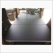 完成～♪<br />
<br />
画像のフルベッドモードなら大の字で寝られますが、通常は助手席側ベッドモードで使用しております(*^^)v
