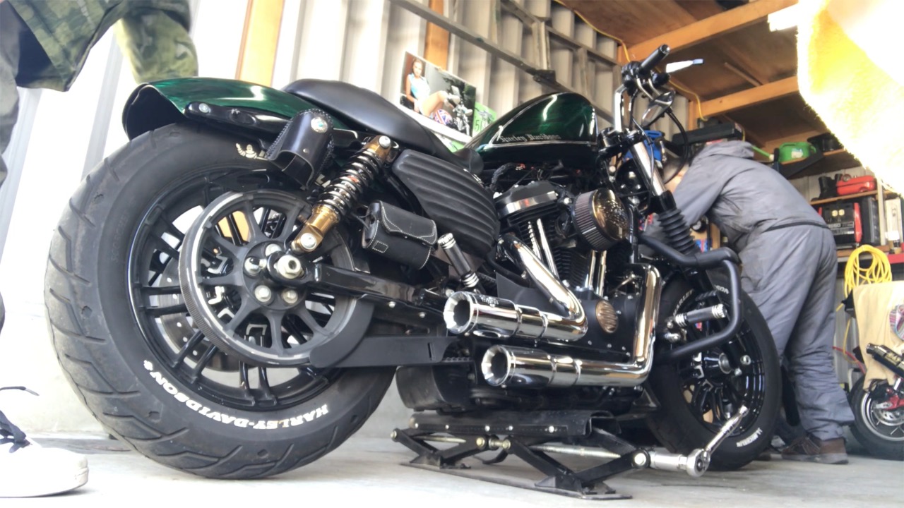 ◇◇ XL1200X ◇◇﻿ ﻿ フロント周り作業でした﻿ エイボン コブラ