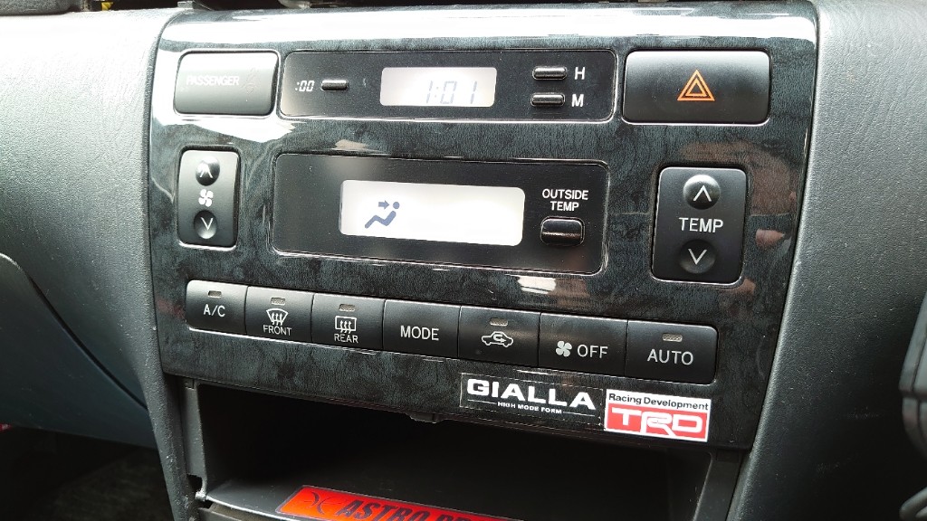カーエアコン A/C かわさ 加熱パネル風向ノブトヨタカローラ