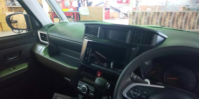 ケンウッド9インチナビ取付♪(トヨタ ルーミーカスタム・M900A/M910A ...