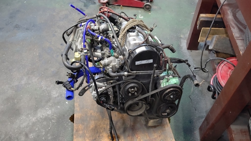 エンジンオーバーホール 組み立て ジムニー JA11 F6A SOHC