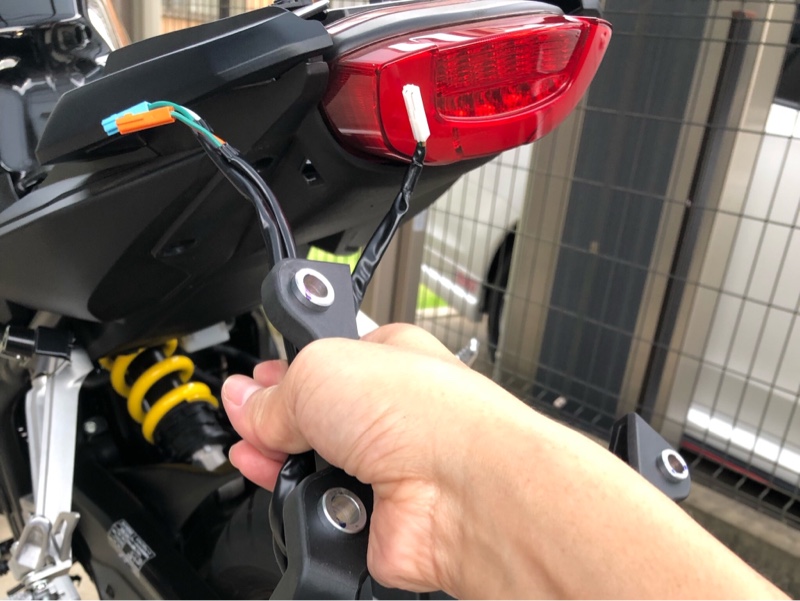 MORIWAKI ENGINEERING フェンダーレスキット取り付け（ホンダ