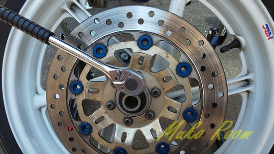 フロント ブレーキローターディスク脱着（ホンダ NSR250R）by