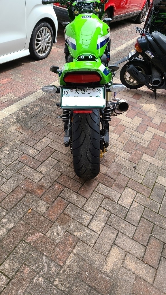 テールレンズ交換‼️ポッシュのダークレッド(カワサキ ZRX1200 テールレンズ交換‼️ポッシュのダークレッド(カワサキ ZRX1200
