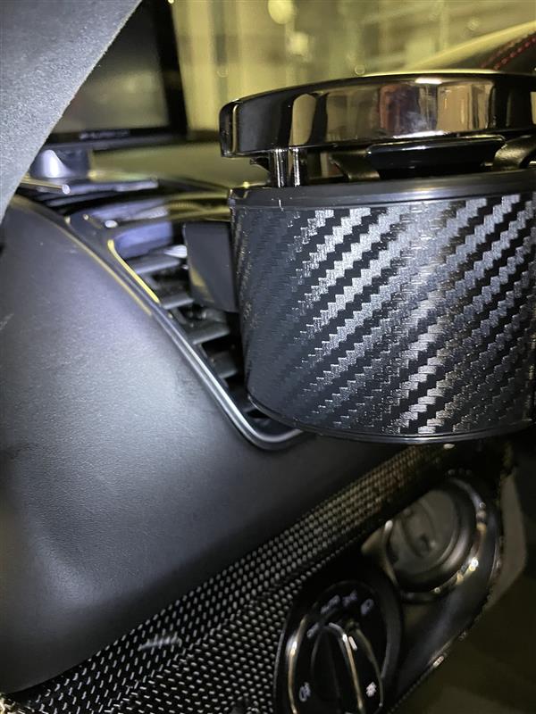 ドリンクホルダーを付けようとしたら大トラブル発生(ポルシェ ...