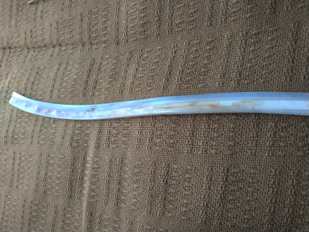 取り外してみると内部に入り込んだ雨水で基盤が錆びていました。