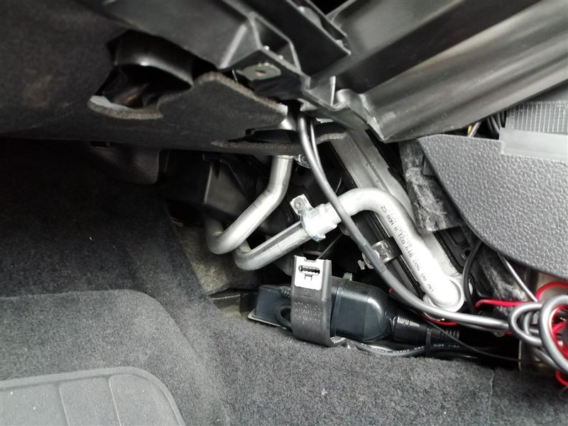 VW ゴルフ7 ヒーター効かない ヒーターコアとヒーターバルブの