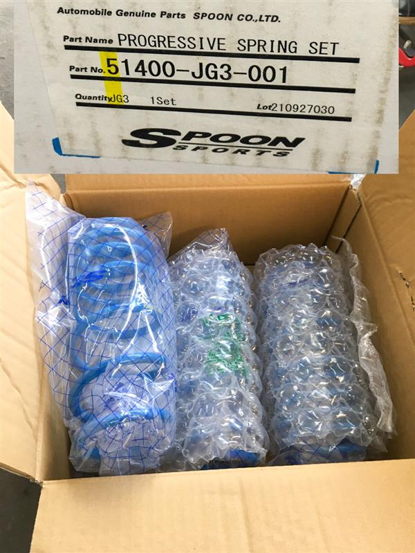 スプーン/プログレッシブスプリング取付1(ホンダ N-ONE・JG3/4 スプーン/プログレッシブスプリング取付1(ホンダ N-ONE・JG3/4