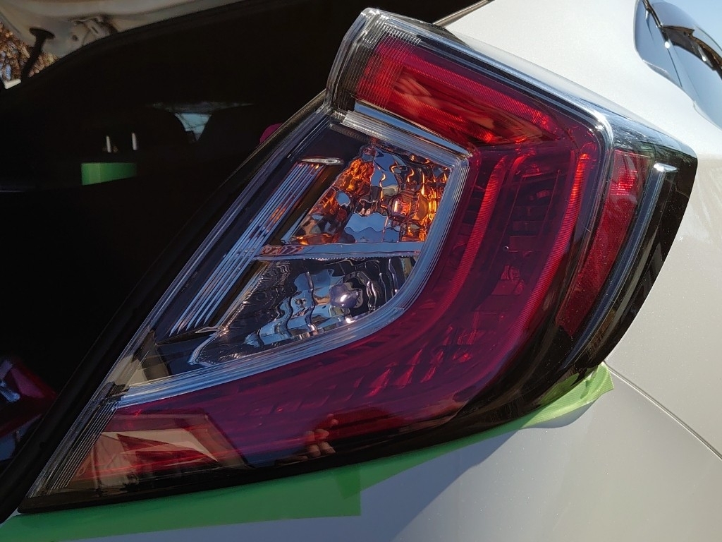 TYC製 USテールランプを装着!(運転席側編)(ホンダ シビック TYC製 USテールランプを装着!(運転席側編)(ホンダ シビック