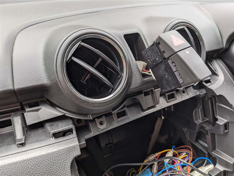 RRPワンタッチハザードスイッチキット取付(スズキ スイフト RRPワンタッチハザードスイッチキット取付(スズキ スイフト