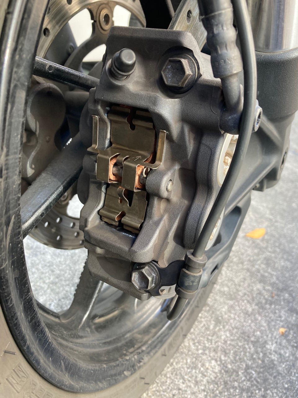 カワサキ純正 トキコ フロントブレーキパッド4枚 gpz900r