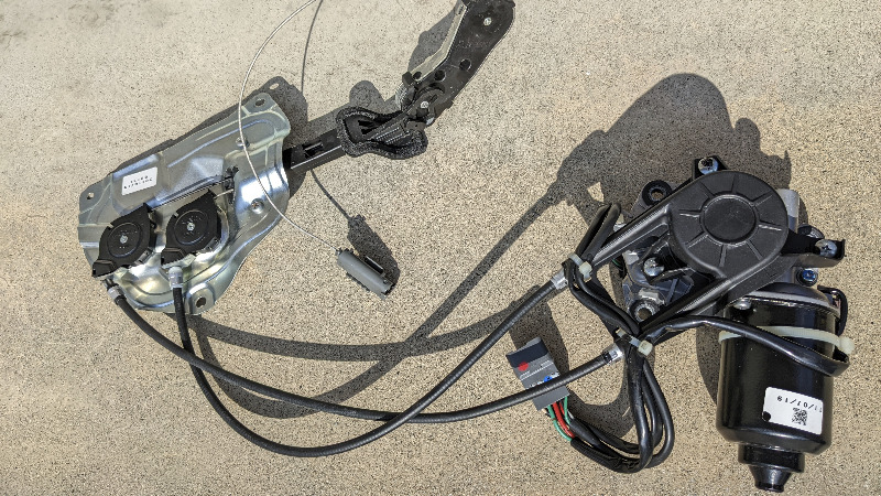 スライドドアの修理 その1(三菱 デリカD:5・CV1W/CV2W/CV4W/CV5W)by ...