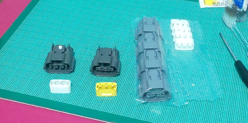 純正ダイレクトイグニッションコイルハーネスのコネクター交換