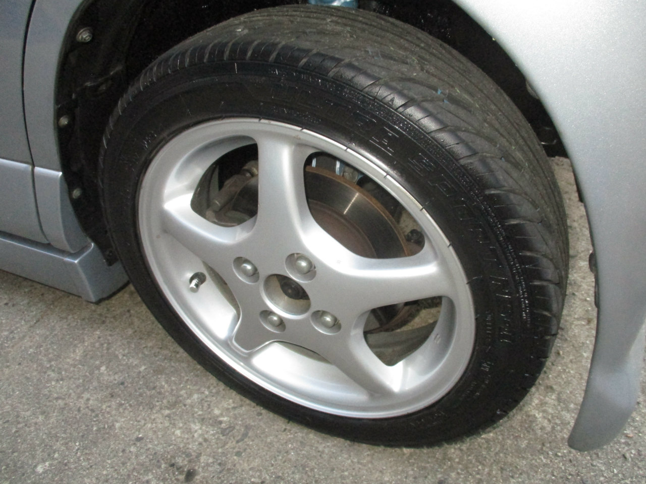フロントタイヤ2本のみ新品交換 (NANKAN NS-2 155/55R14)（三菱