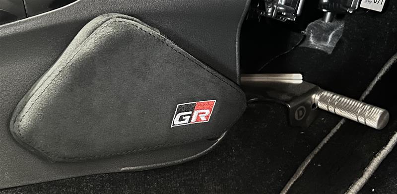 GR86用ニーパッド取り付け他グチくま関連2（No lo sé!!）w