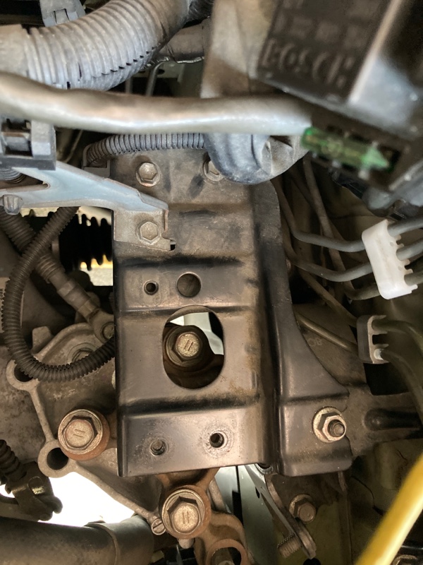 エンジンマウント交換しました。L235Sダイハツ エッセ20年式