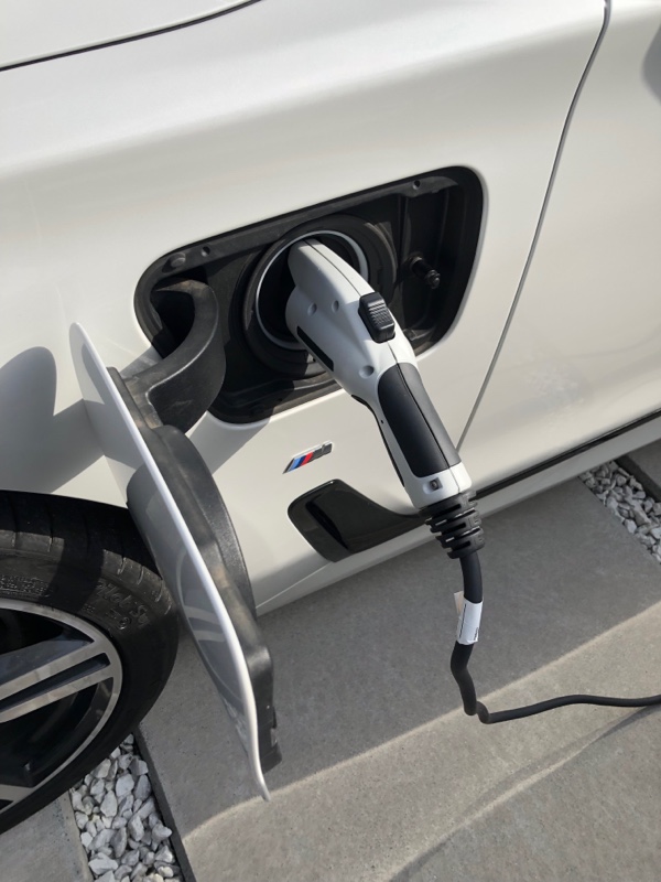 BMW Charging, 日産 ZESP充電カード 登録、充電スポット初利用 BMW Charging, 日産 ZESP充電カード 登録、充電スポット初利用