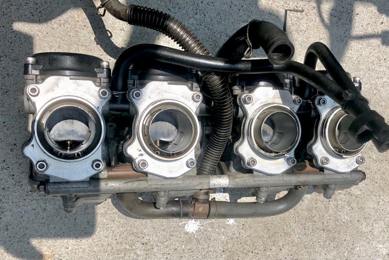 意外とカンタン、CB400SFキャブ取外し🪛🔩（ホンダ CB400 SUPER
