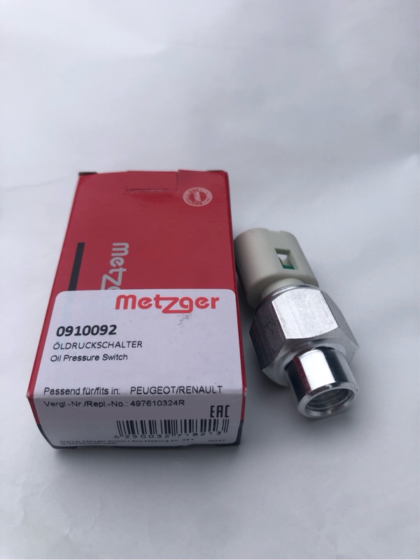 TRQ オイルプレッシャースイッチ 2006-2012 フォード 2006