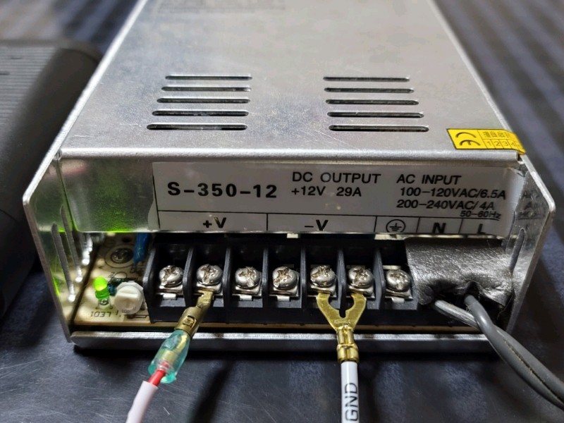 OP-MB4000を充電してみた(スバル WRX S4・VBH)by モンちゃん OP-MB4000を充電してみた(スバル WRX S4・VBH)by モンちゃん