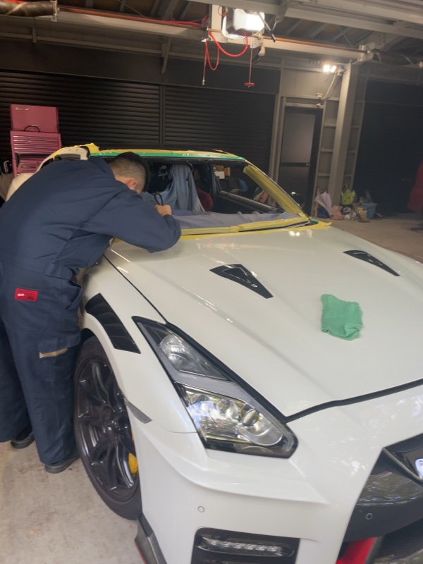 フロントガラス交換（日産 NISSAN GT-R・R35）by つあらー