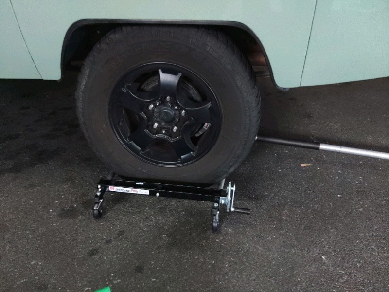 スタッドレスタイヤに交換@35,297km