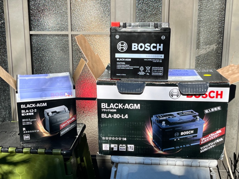 サブバッテリー(BOSCH BLAー12-2)交換(メルセデス・ベンツ SLC・R172)by tsunen - みんカラ