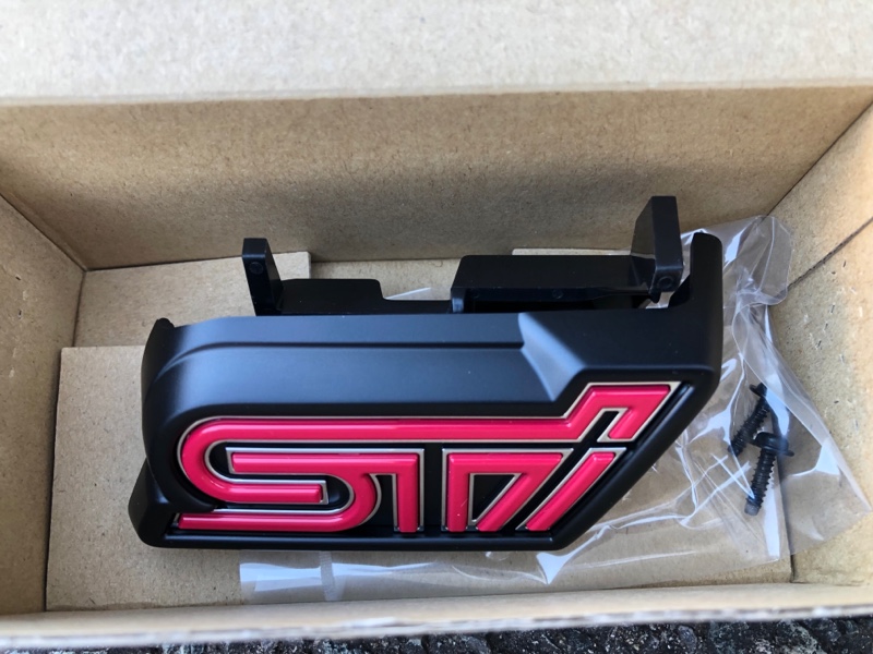 SUBARU 93013SJ030※品薄【スバル純正】STI エンブレム フロント
