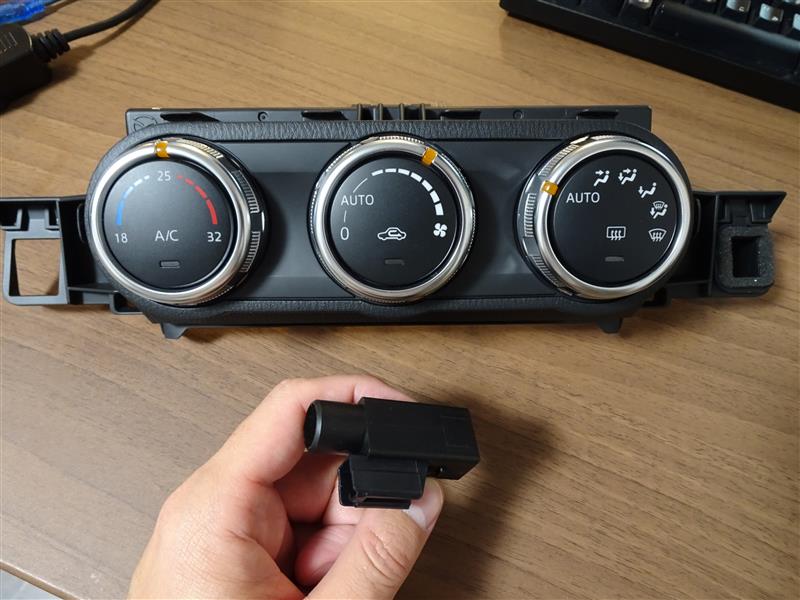 カプラーオンハーネス】フルオートエアコン後付 NDロードスター