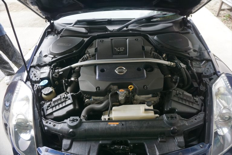 【利益還元祭】開催中！今年最後の大セール Z33型フェアレディZ(VQ35HR)にAir Intake Stabilizer取付（日産 パーツ