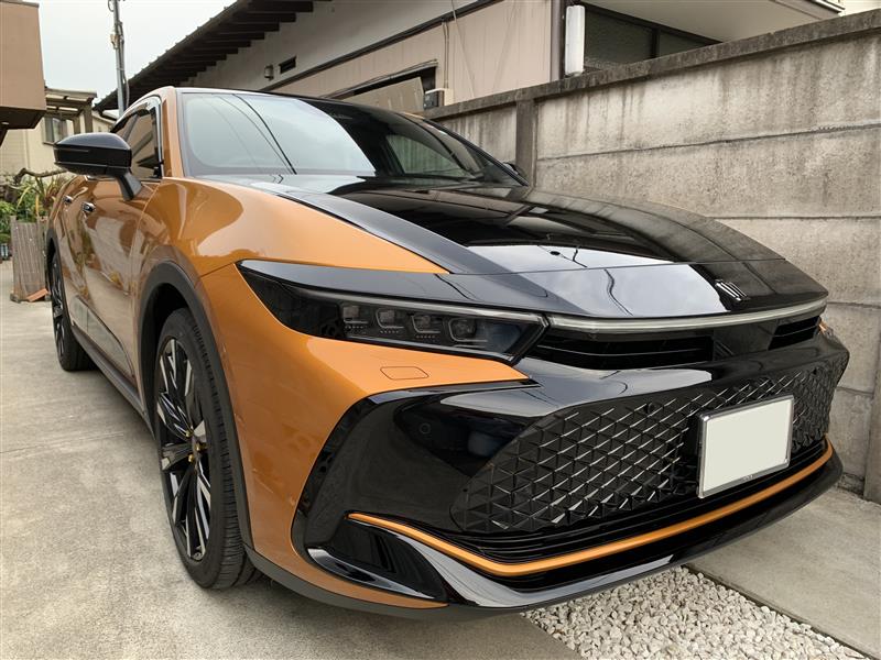 新型クラウン 左右フロントカラードフェンダー 白 自動車パーツ