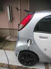 電欠から満充電までノンストップで200V普通充電。230419-20