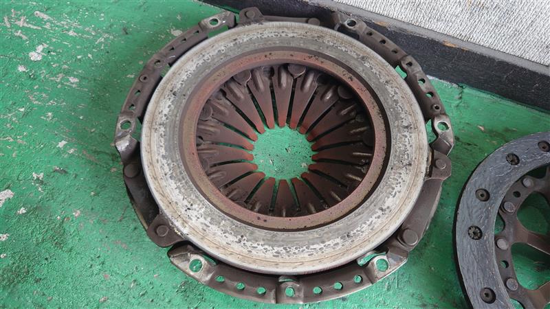 986ボクスターのクラッチ交換（ポルシェ ボクスター （オープン
