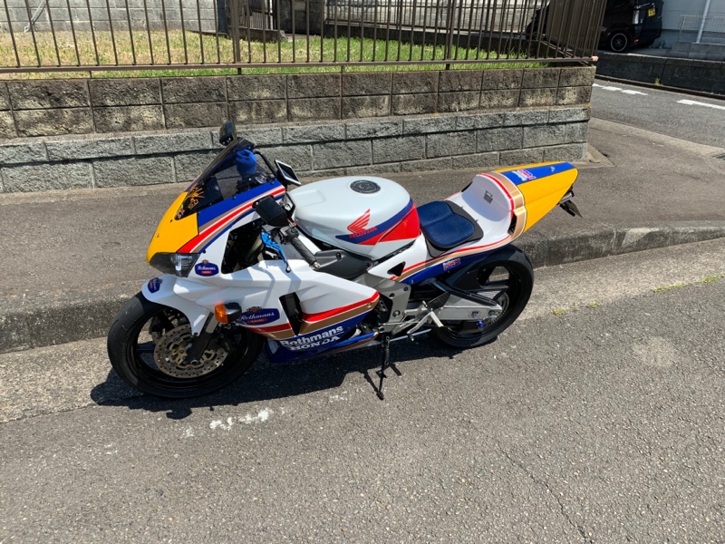 現在タンク修理中（ホンダ CBR250RR(MC22)）by おかモッちゃん