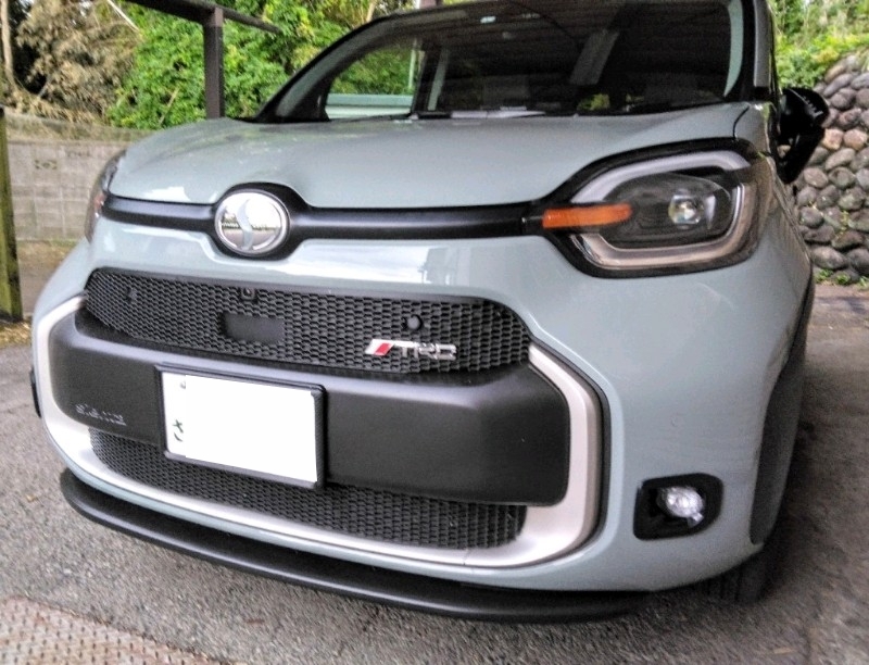 トヨタ シエンタ ミリ波レーダーリアセンサー取り付け バック