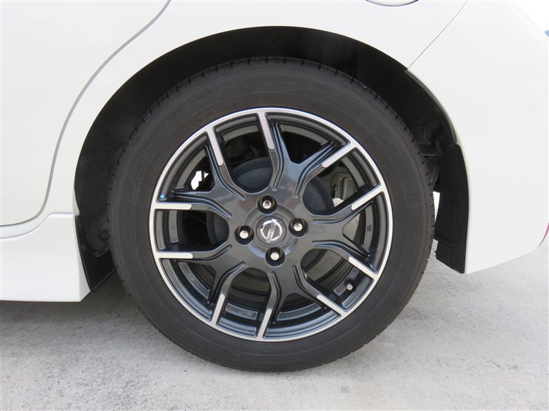 ハブベアリングの交換(日産 ノート e-POWER・E12)by ビックベアー - みんカラ