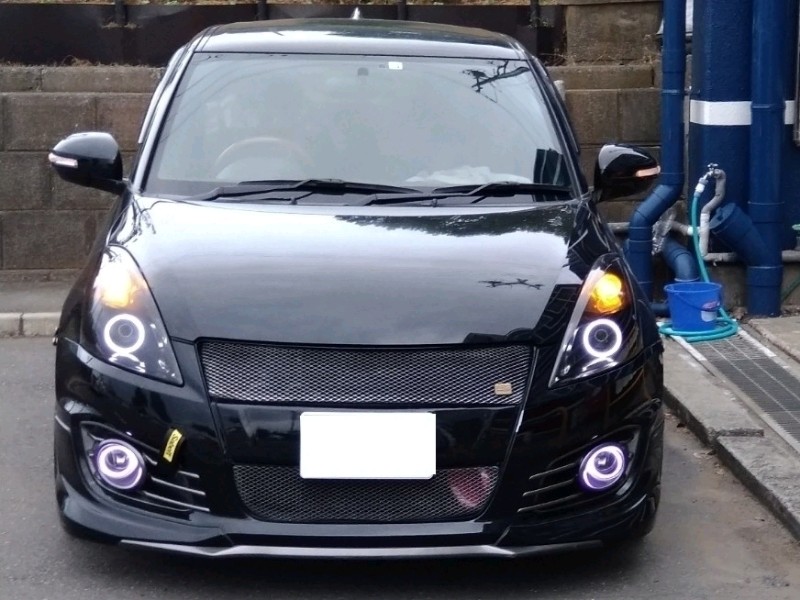 スイフトスポーツzc32s ヘッドライト