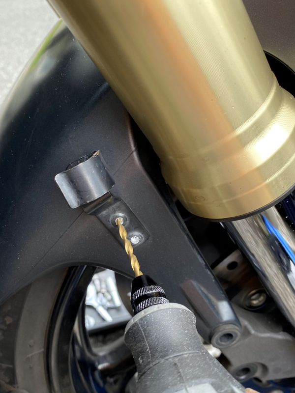 フツーのバイクになったかも😥（スズキ GSR750ABS）by ちょし