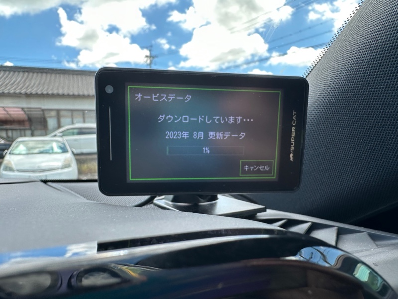 レーダー探知機データ更新💡（トヨタ クラウン（クロスオーバー
