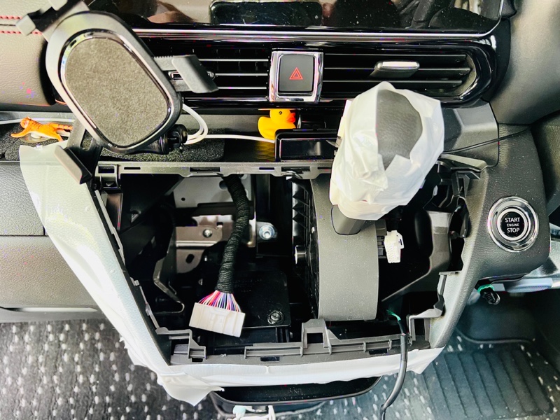私もエアコンパネルのカラー化をしてみた。（日産 ルークス