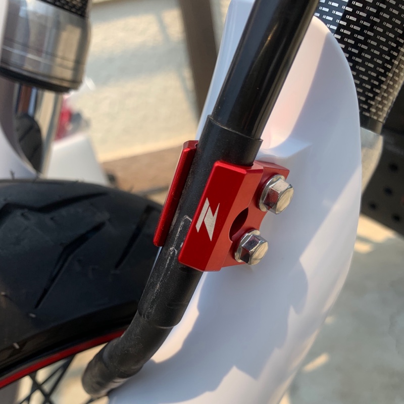 WR250X 赤アルマイト化 フロントブレーキラインクランプ