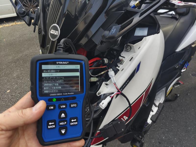 ついにエンジン警告灯が点灯したので、OBD2診断機を使って