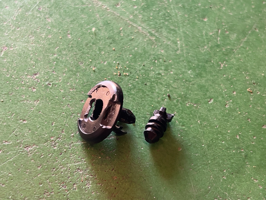 アルミメッシュダクトカバー