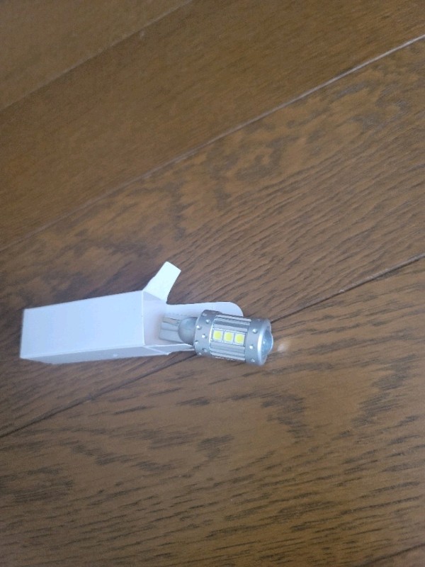 バックランプ交換