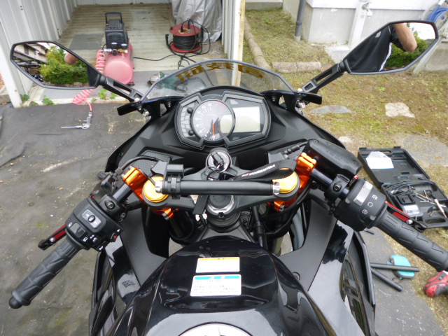 【即日発送】 ハンドル交換（カワサキ Ninja みんカラ - ためぞー ZX-25R）by アクセサリー